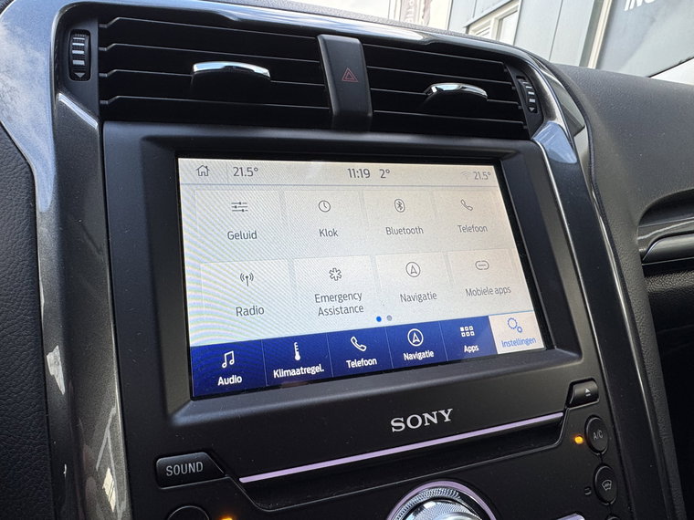 Vehicle Image 30