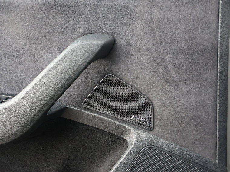 Vehicle Image 34