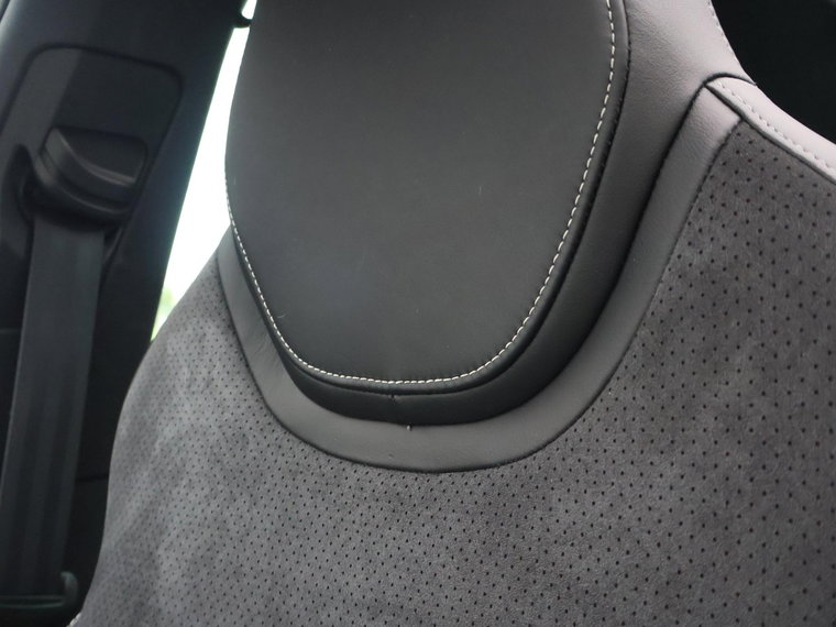 Vehicle Image 50