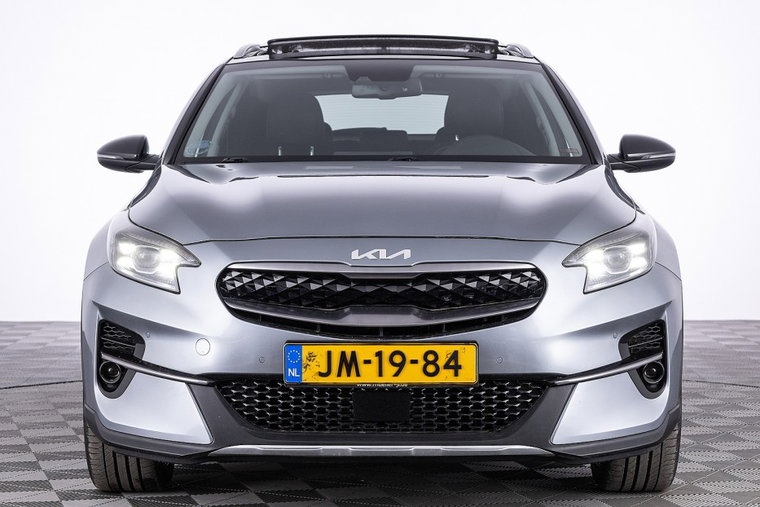 Vehicle Image 35