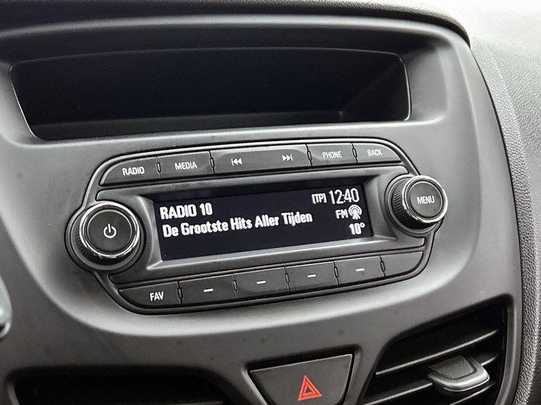 Vehicle Image 25