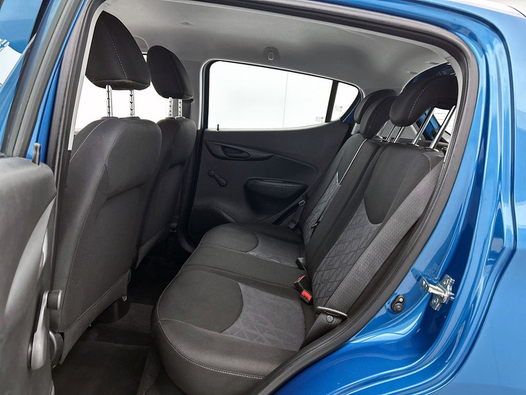 Vehicle Image 26
