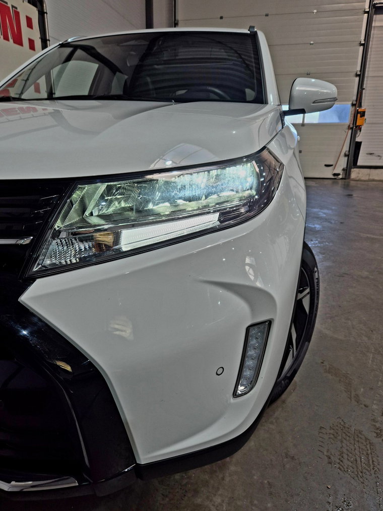 Vehicle Image 15