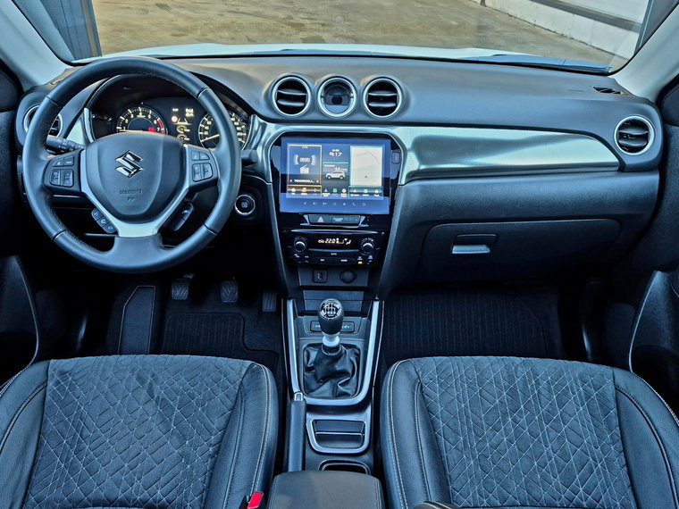 Vehicle Image 4