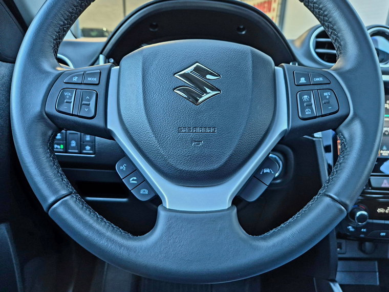 Vehicle Image 26