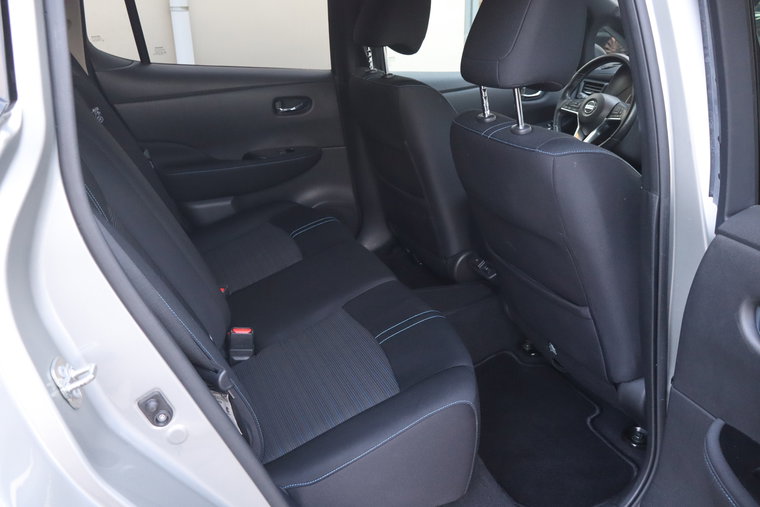 Vehicle Image 36