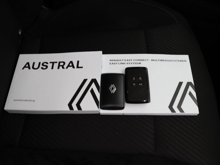 Vehicle Image 40