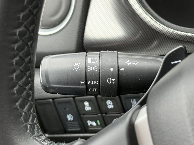 Vehicle Image 17