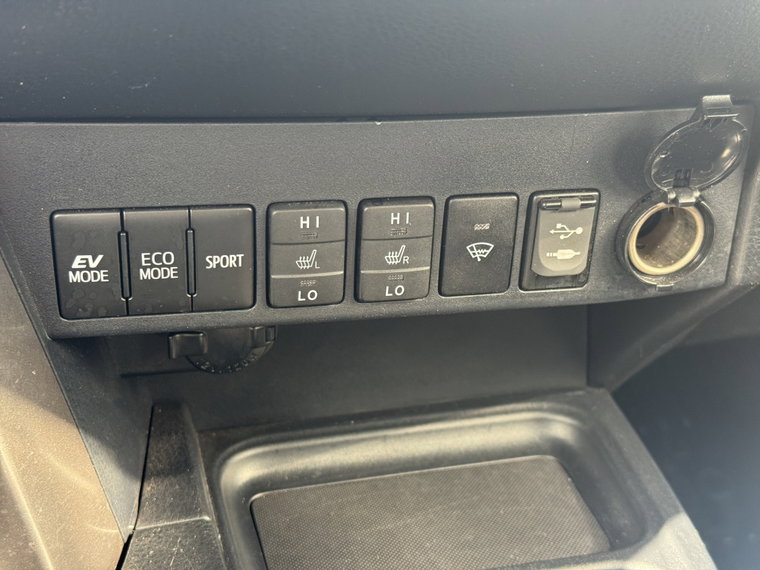 Vehicle Image 19
