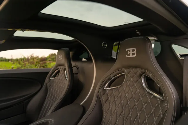 Vehicle Image 33