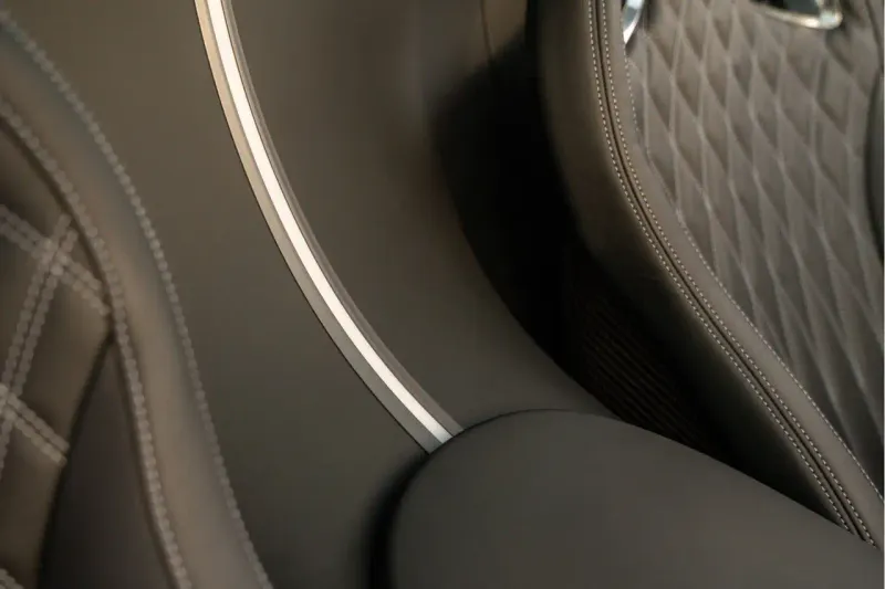 Vehicle Image 36