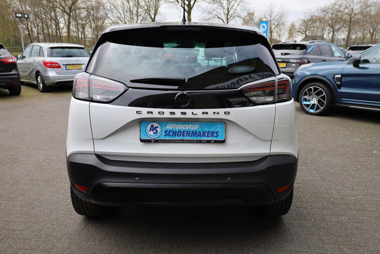 Vehicle Image 22