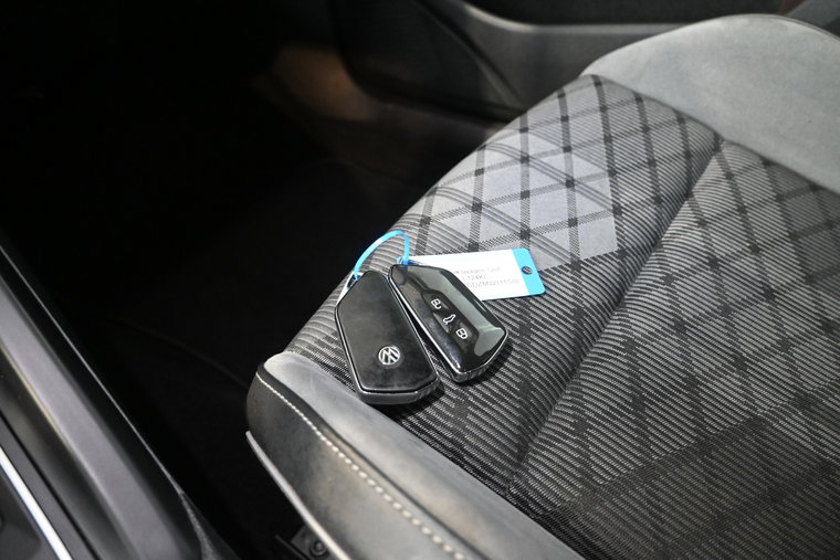 Vehicle Image 22