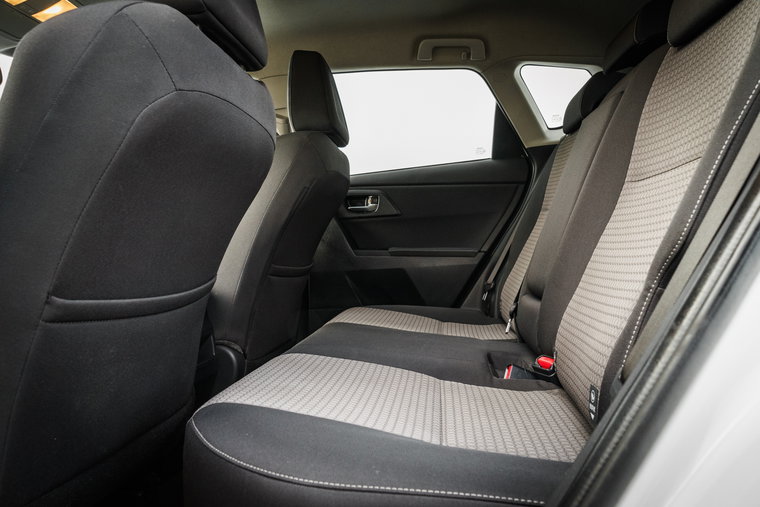 Vehicle Image 14