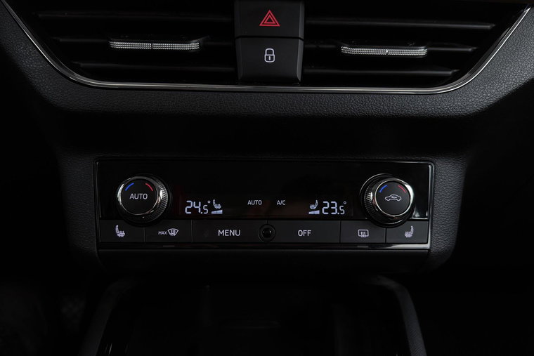 Vehicle Image 28