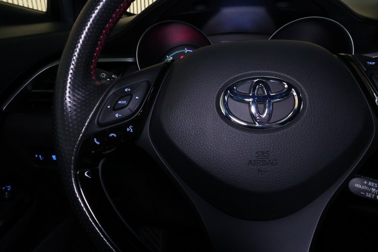 Vehicle Image 13