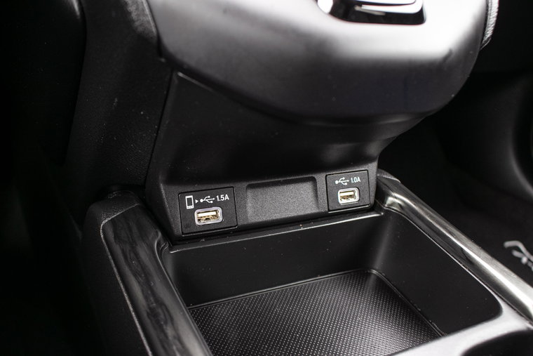 Vehicle Image 24
