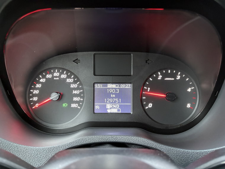 Vehicle Image 13