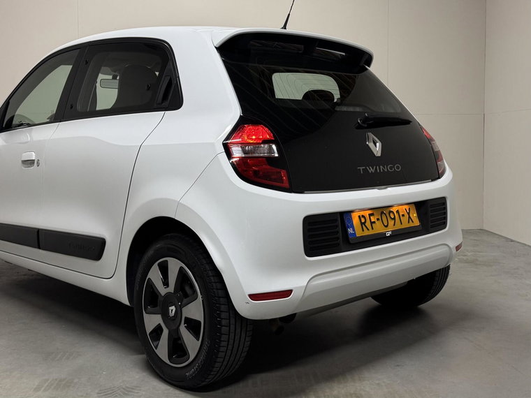 Vehicle Image 48