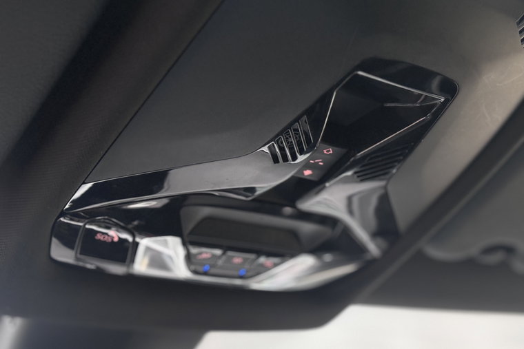 Vehicle Image 39