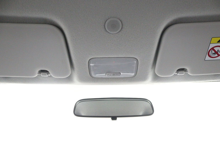 Vehicle Image 32