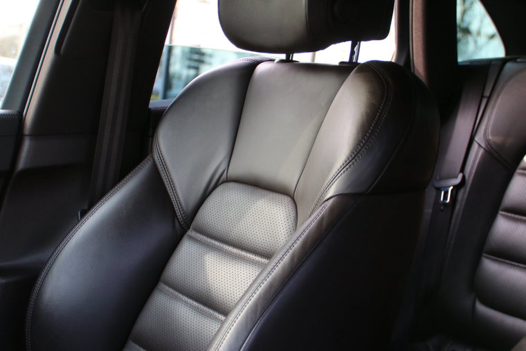 Vehicle Image 21