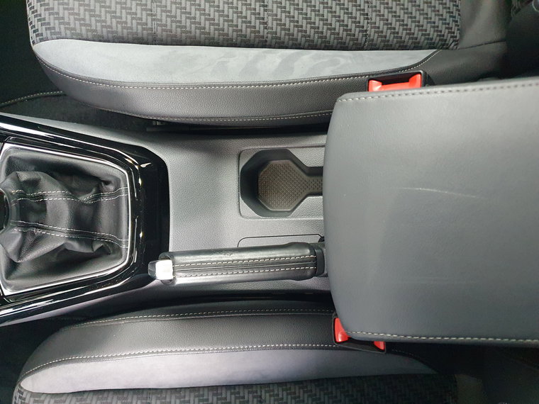 Vehicle Image 45