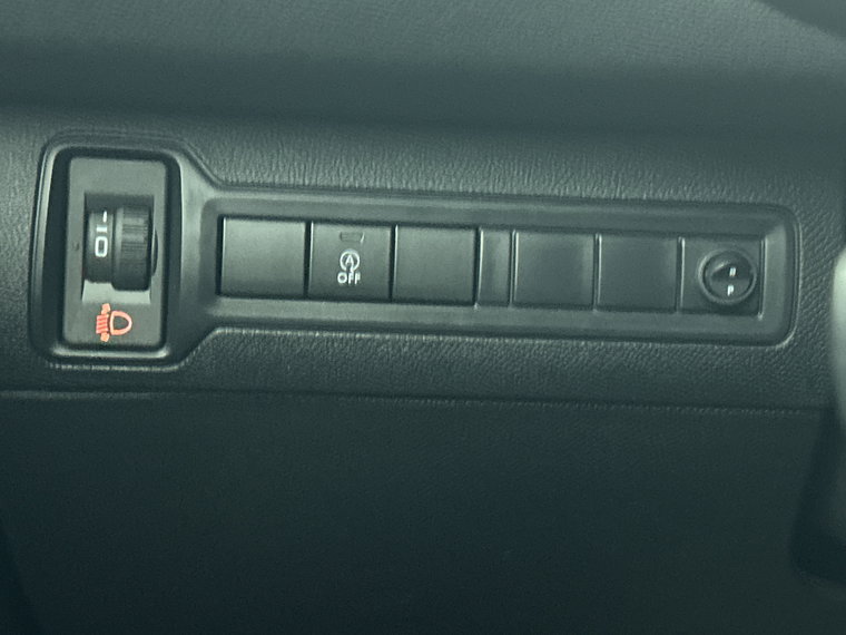 Vehicle Image 24