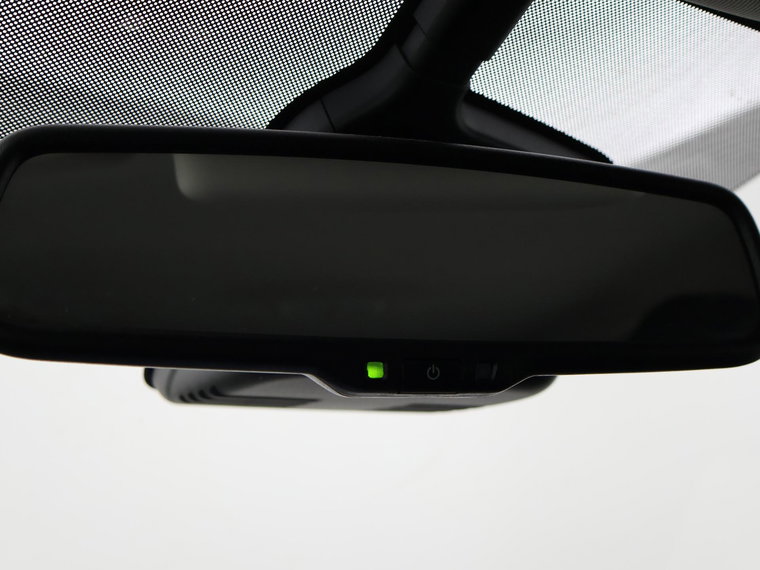Vehicle Image 38
