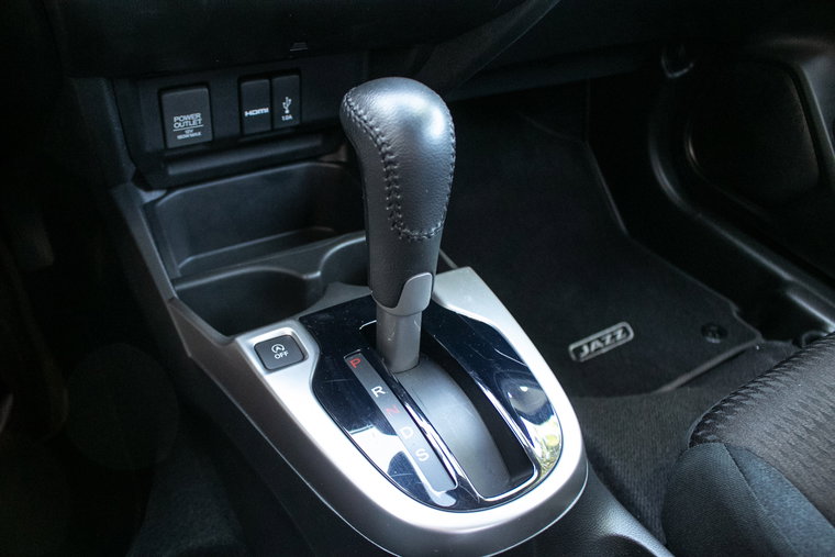 Vehicle Image 22