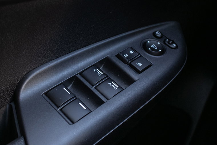 Vehicle Image 40