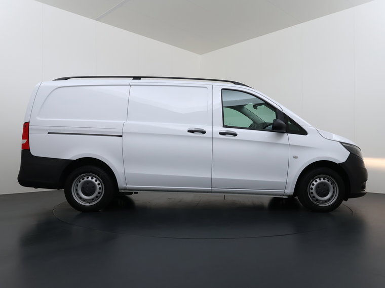 Vehicle Image 27