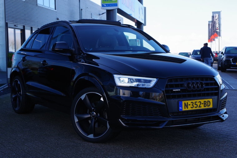 Vehicle Image 15