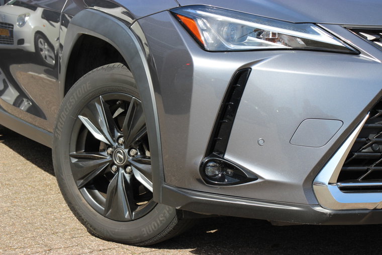 Vehicle Image 14