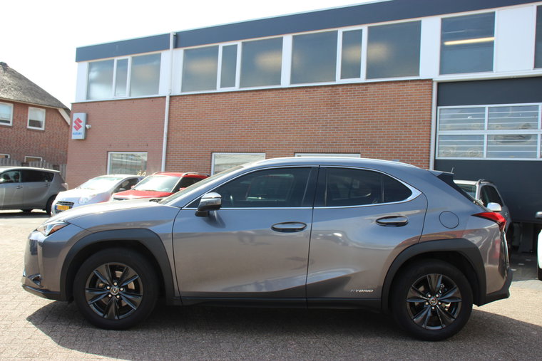 Vehicle Image 4