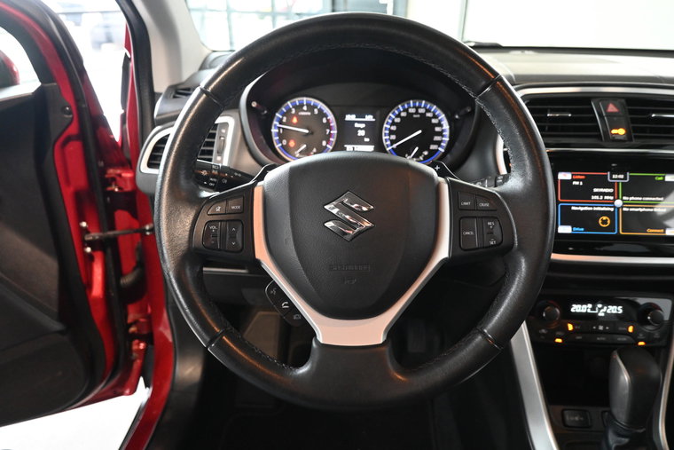 Vehicle Image 4