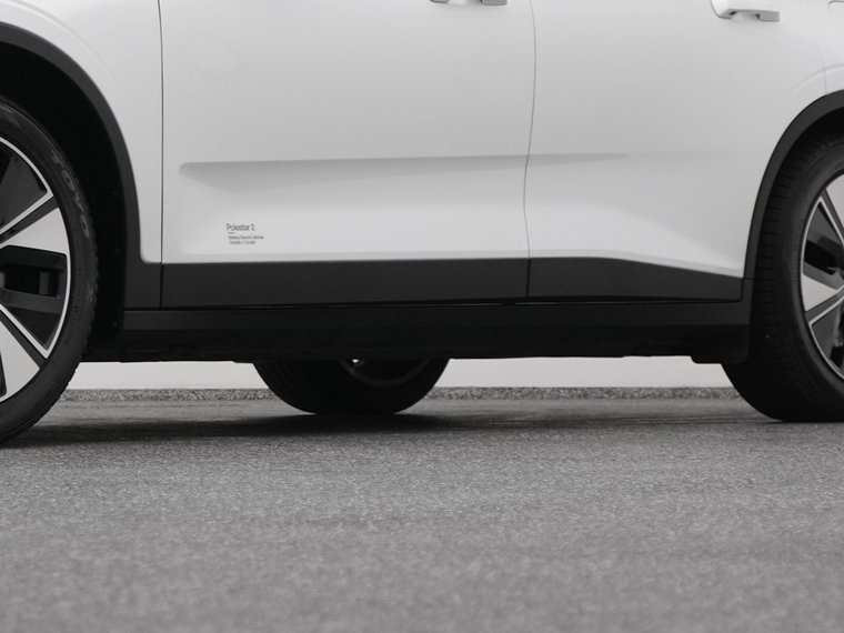 Vehicle Image 38