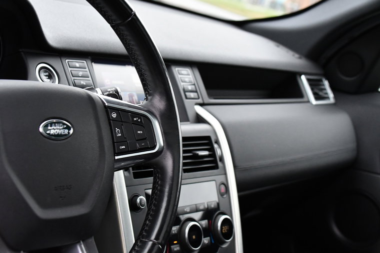 Vehicle Image 13
