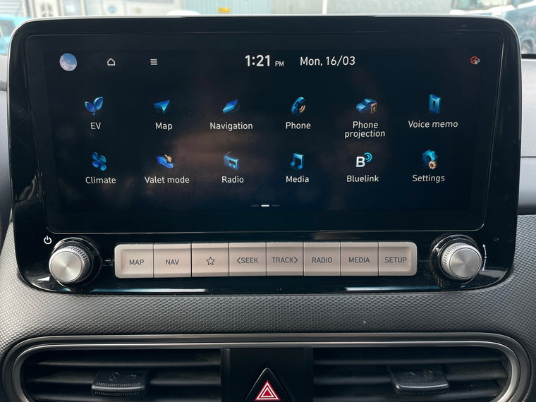 Vehicle Image 17