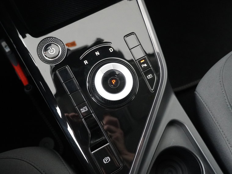 Vehicle Image 33