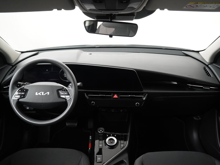 Vehicle Image 38