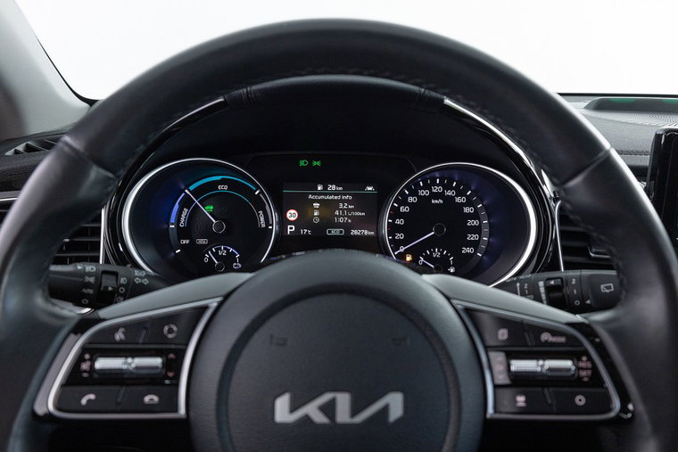 Vehicle Image 21
