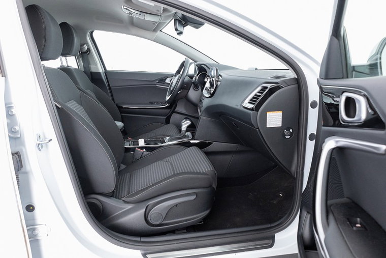 Vehicle Image 7