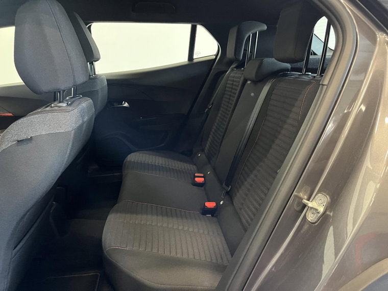 Vehicle Image 33