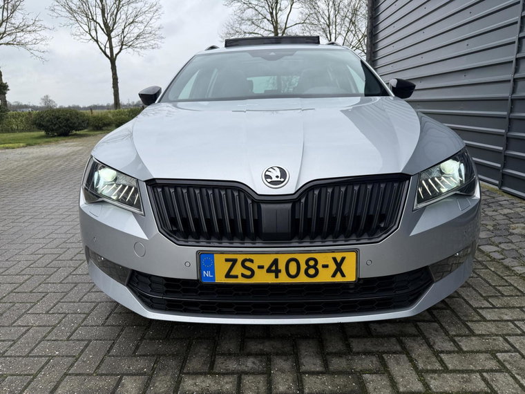 Vehicle Image 33