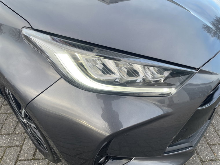 Vehicle Image 19