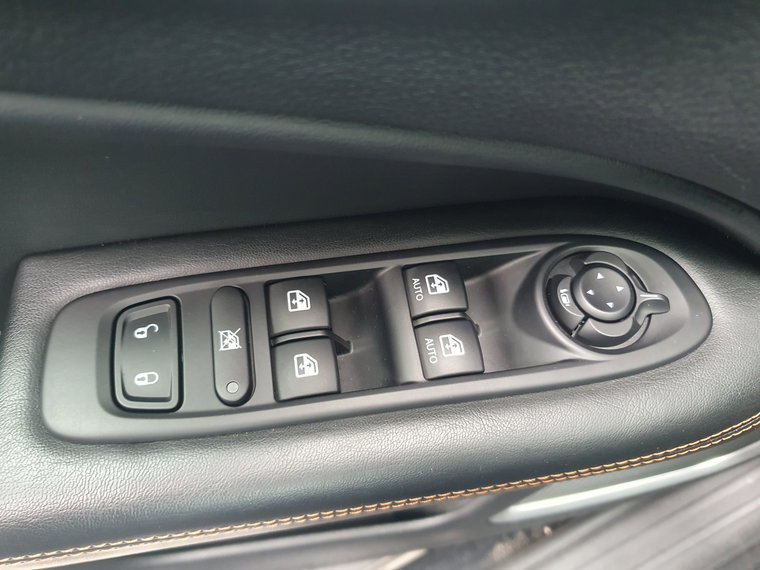 Vehicle Image 45