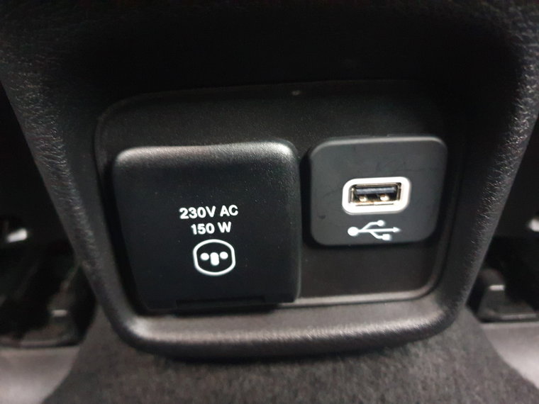 Vehicle Image 54