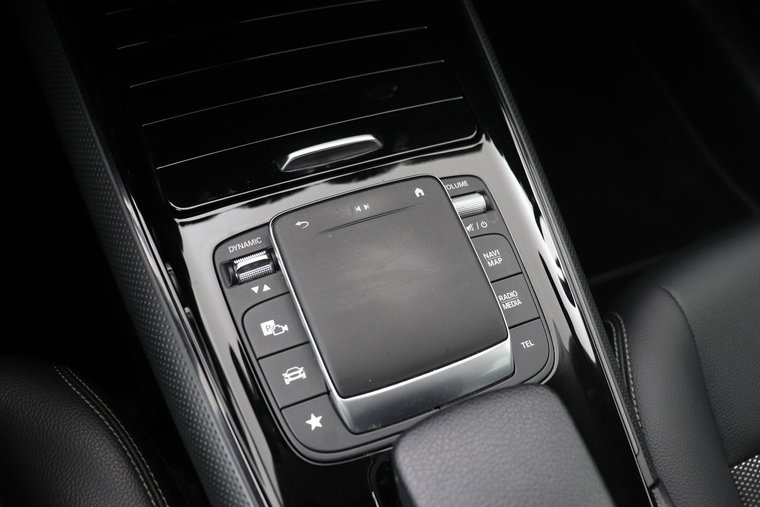 Vehicle Image 36