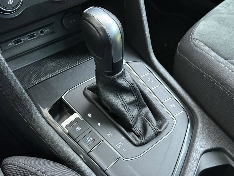 Vehicle Image 40